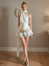 A-Line/Princess Halter Sleeveless Ruched Short/Mini Backless Cocktail Dresses with 3D Flowers & Ruffles