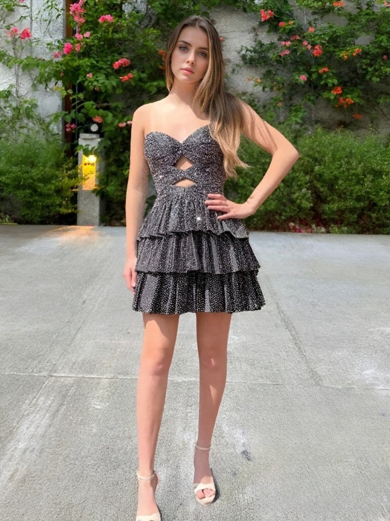 A-Line/Princess Strapless Sleeveless Short/Mini Homecoming Dresses with Rhinestones & Ruffles